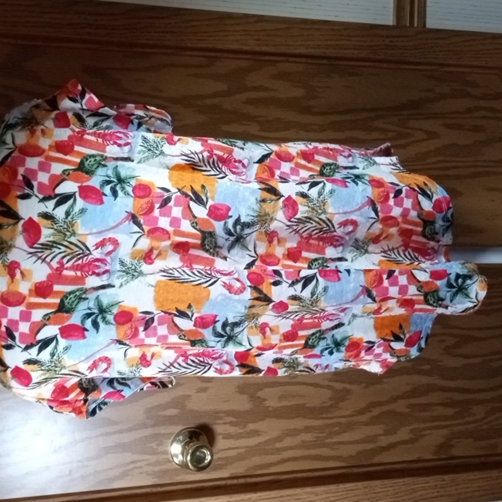 C&C California, Linen, summer, beachy, casual, vacation, cruise - Picture 7 of 8